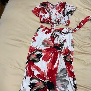 Floral two piece skirt and tie top size large